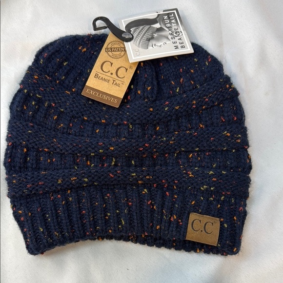 C.C Exclusives, Adult Navy Beanie with Multicolor Speckles, hole for bun, NWT - Picture 1 of 9